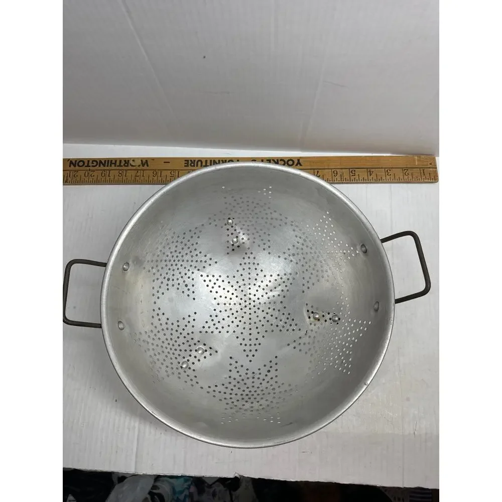 Colander Strainer Cooking Kitchen Utensil Tool 7 Star Pattern 3 Legs‎